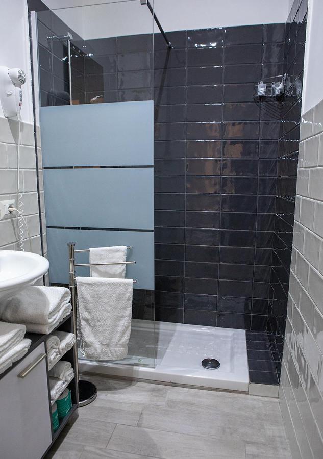 נאפולי Zuroli Suite מראה חיצוני תמונה