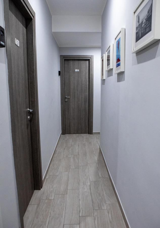 נאפולי Zuroli Suite מראה חיצוני תמונה